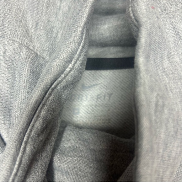 Nike Gray sweatshirt cowl neck with Athletic Style Size Medium - Picture 6 of 9